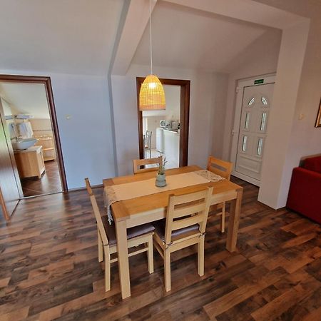 Guesthouse Barica Crikvenica Ruang foto