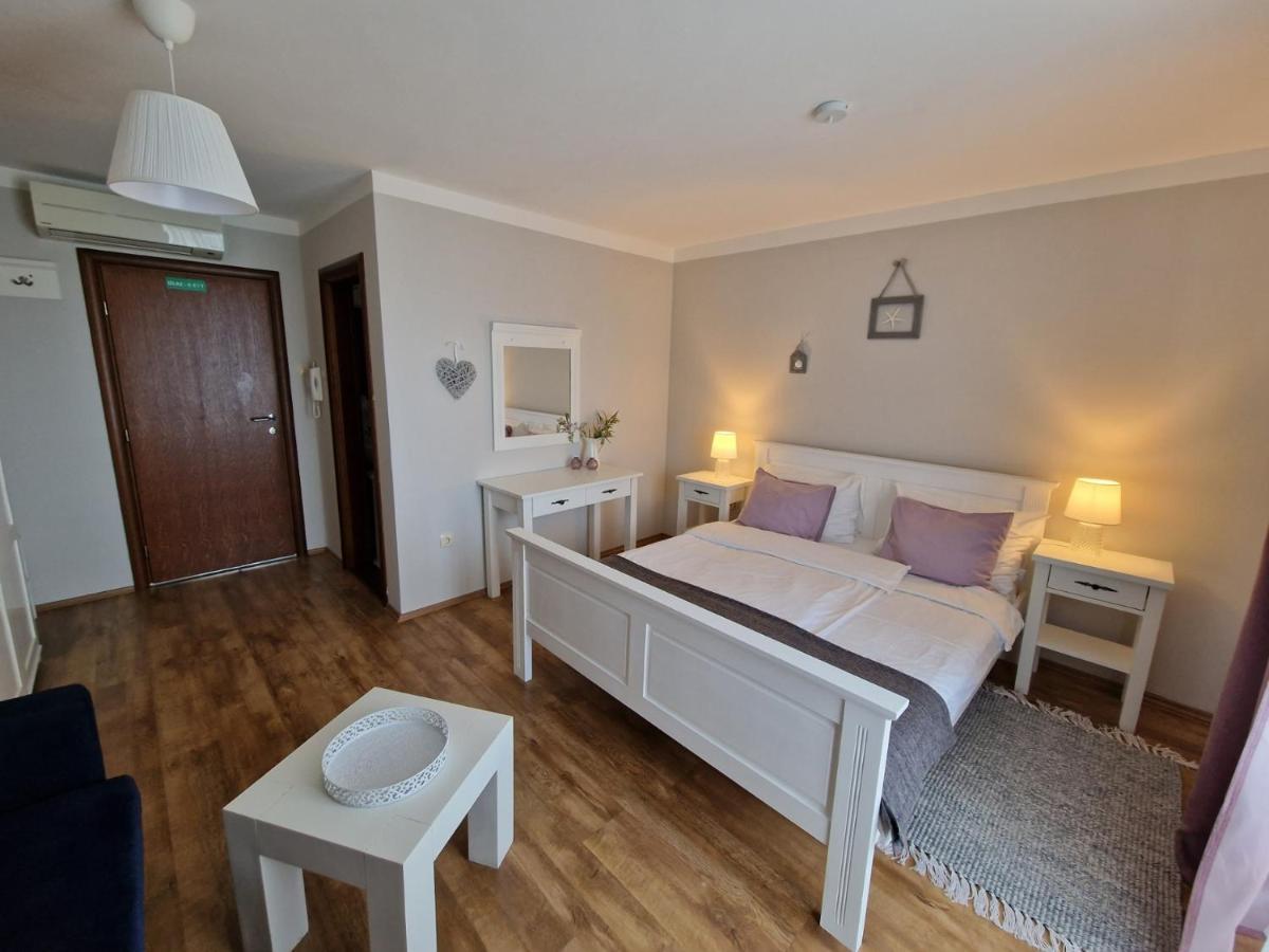 Guesthouse Barica Crikvenica Bagian luar foto