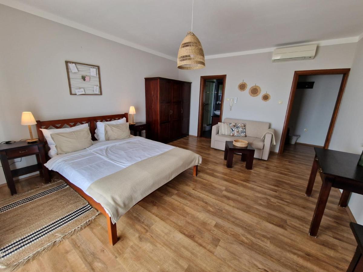 Guesthouse Barica Crikvenica Bagian luar foto